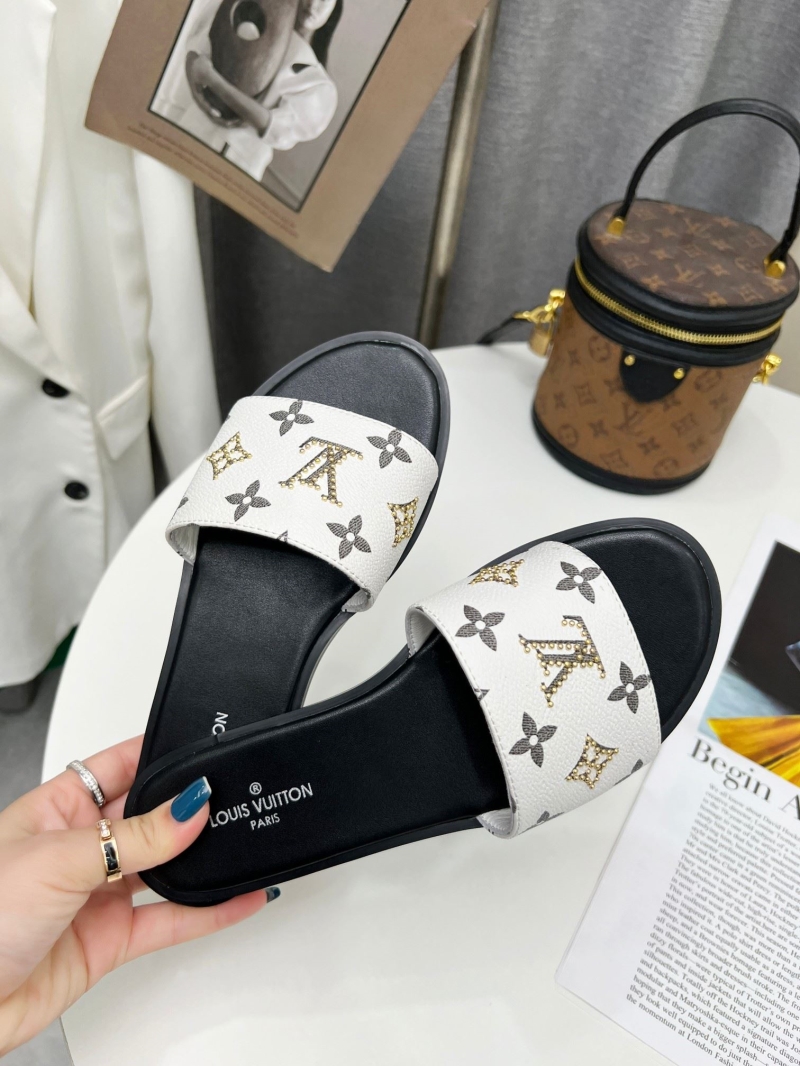 Louis Vuitton Slippers